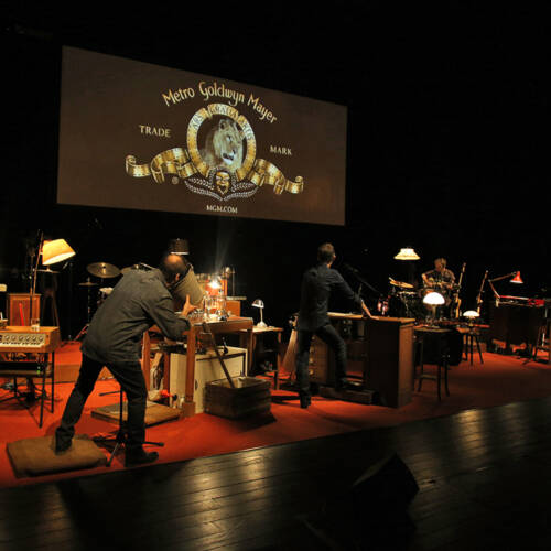 Blockbuster. Spectacle. Ciné-concert. Collectif mensuel. Théâtre de la Fleuriaye.